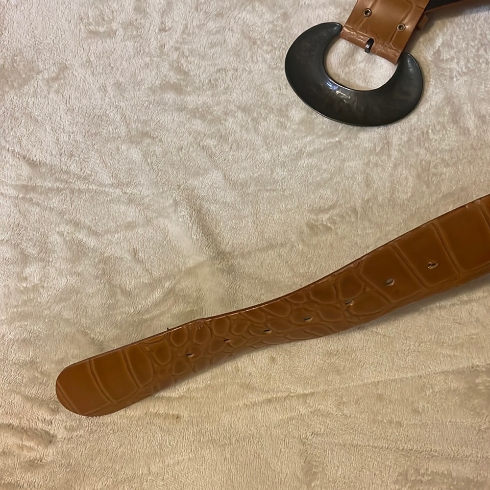 Belt - Picture 3 of 5